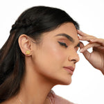 Load image into Gallery viewer, Sunflower Stud Earrings