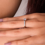 Load image into Gallery viewer, Queen's Zircon Ring