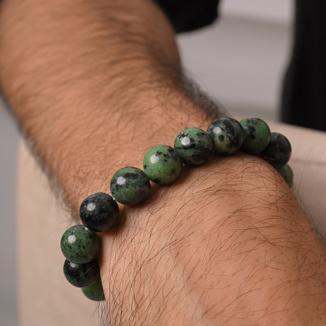 Tasteful Zoisite Bracelet