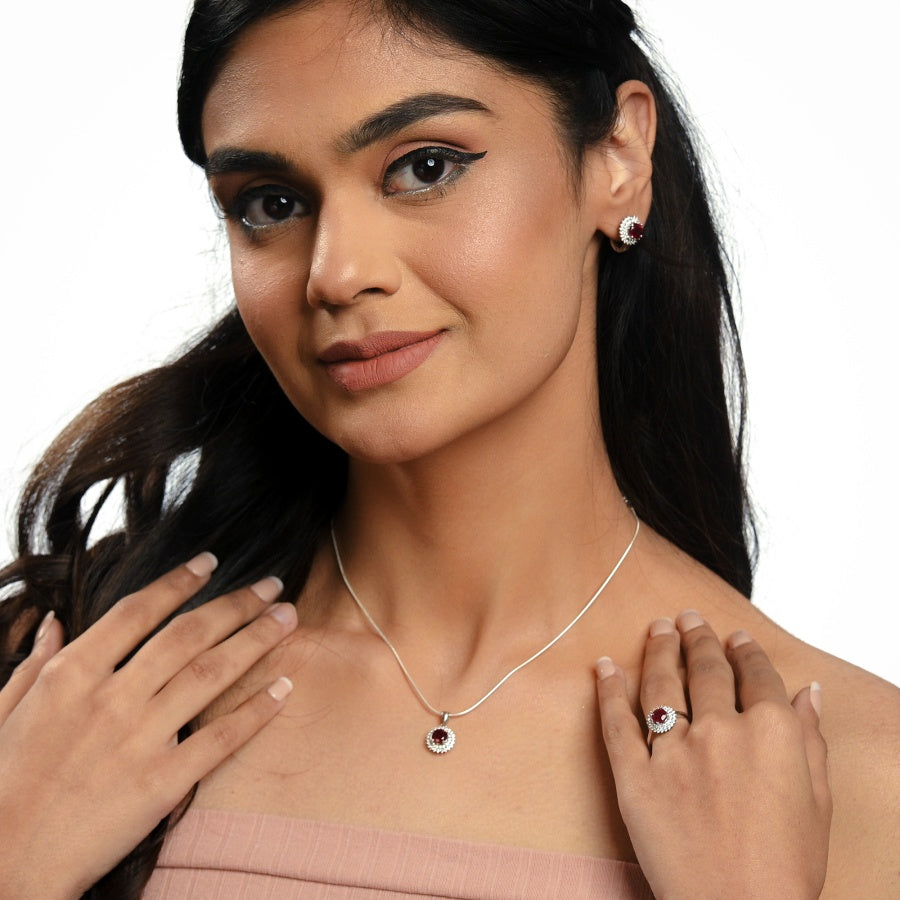 Glamorous Ruby Set for Women