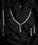 Load image into Gallery viewer, The Starry Night Emerald and Cubic Zirconia Set foe Women
