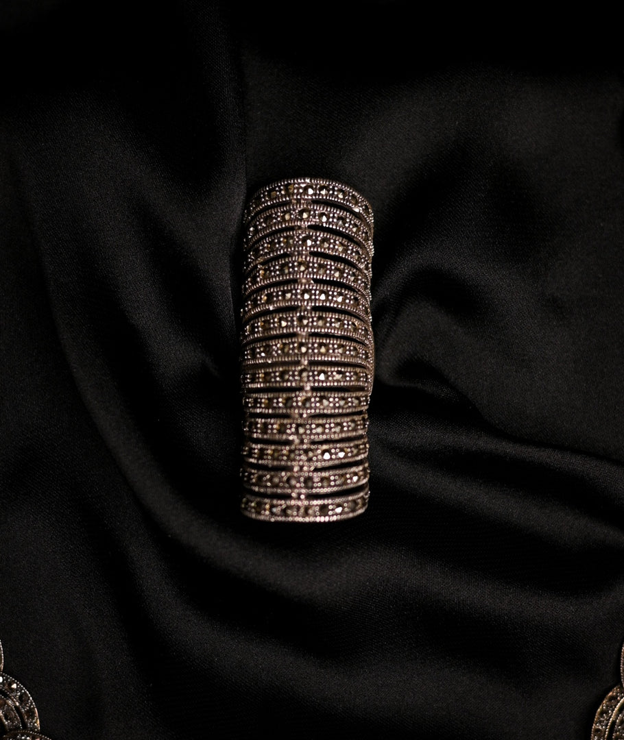 Marcasite Luxurios Ring