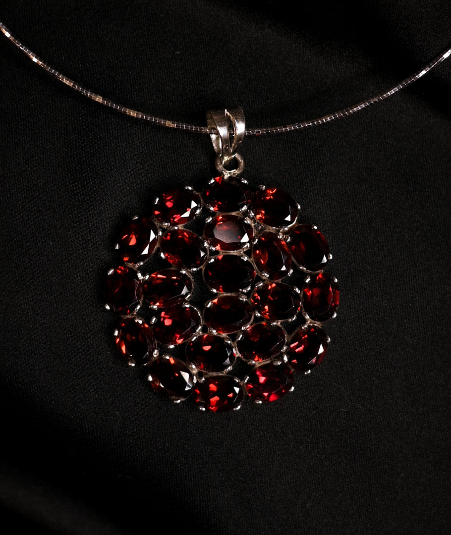 Dutch’s of Heart Garnet Pendant