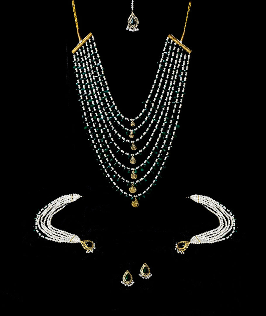 Luxurious Filigree Satlada with Green Quartz and Pearls