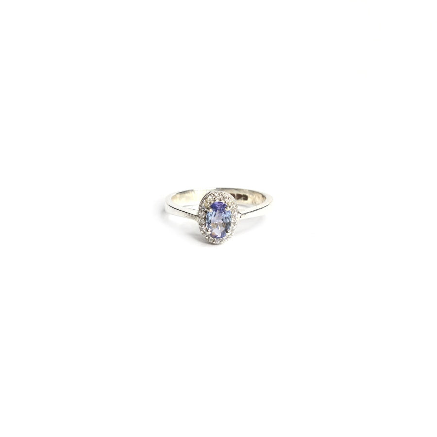 Women's Vintage Glamorous Tanzanite Ring