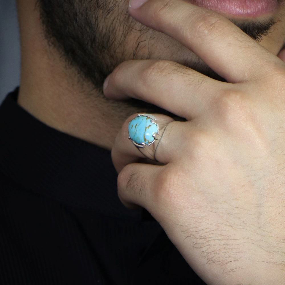 Elegant Turquoise Ring 