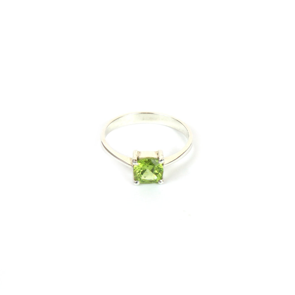 Women's Cushion Cut Peridot Ring