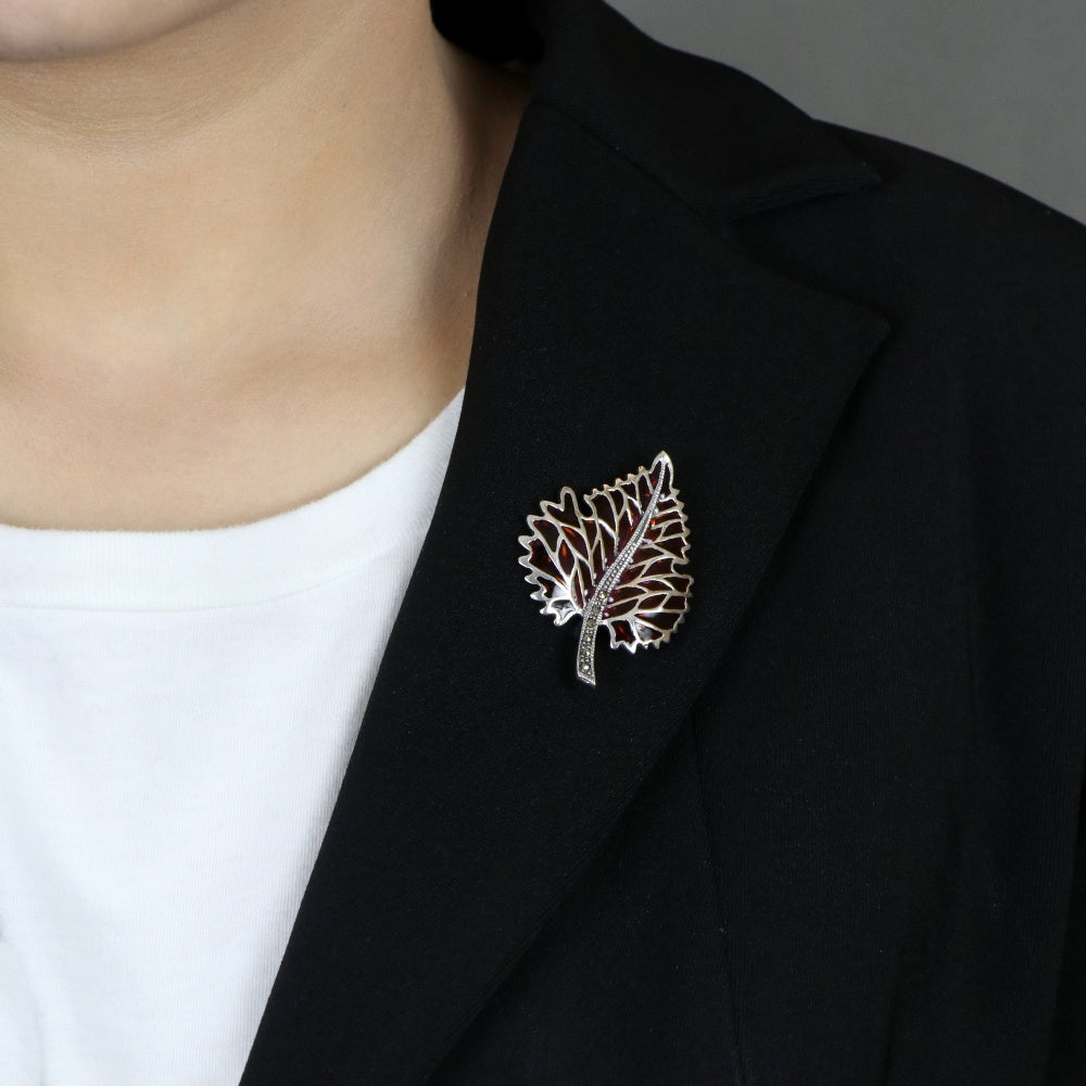  Leaf Style Brooch